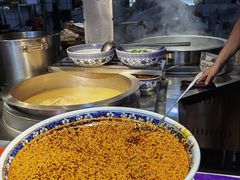 -陆元丰·兰州纯汤牛肉面(自强西路店)