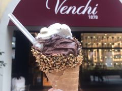-VENCHI 闻绮(上海佛罗伦萨小镇店)