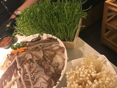-左庭右院鲜牛肉火锅(浦江欢乐颂店)