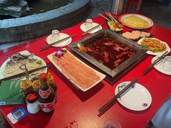 -二荆条·蜀鲜汇城市森林火锅