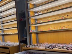 -优医视平价眼镜蔡司依视路折扣工厂店(德胜门店)