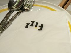 -菲滋意式餐厅(富阳东方茂店)