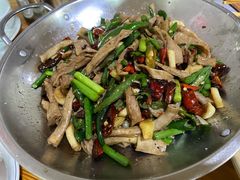 青椒炒羊肠-三中高皇羊肉馆