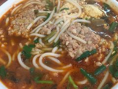 -铁朋小锅米线(玉川巷店)