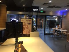 -麦当劳(世界城广场店)