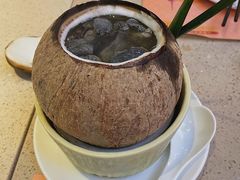 原只椰子炖竹丝鸡汤-点都德(盘福楼店)