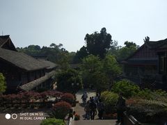 -峨眉山报国寺