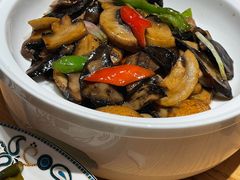 巴里坤蘑菇炒圆菇-幸福的烤包子·新疆菜