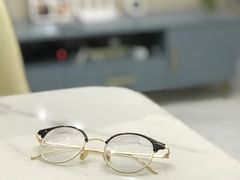 -目艮眼镜SHOWROOM(品牌集合店)