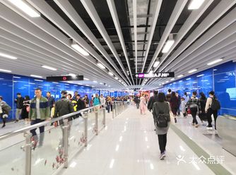随着科技发展，出行越来越方便，广州的地铁线路也越来越