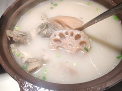 莲藕排骨汤-小凤庭·地道湖北菜武昌鱼·藕汤(38年黄鹤楼店)