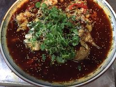 藿香鱼-茂县小辣椒川菜馆-羌家铜锅土火锅