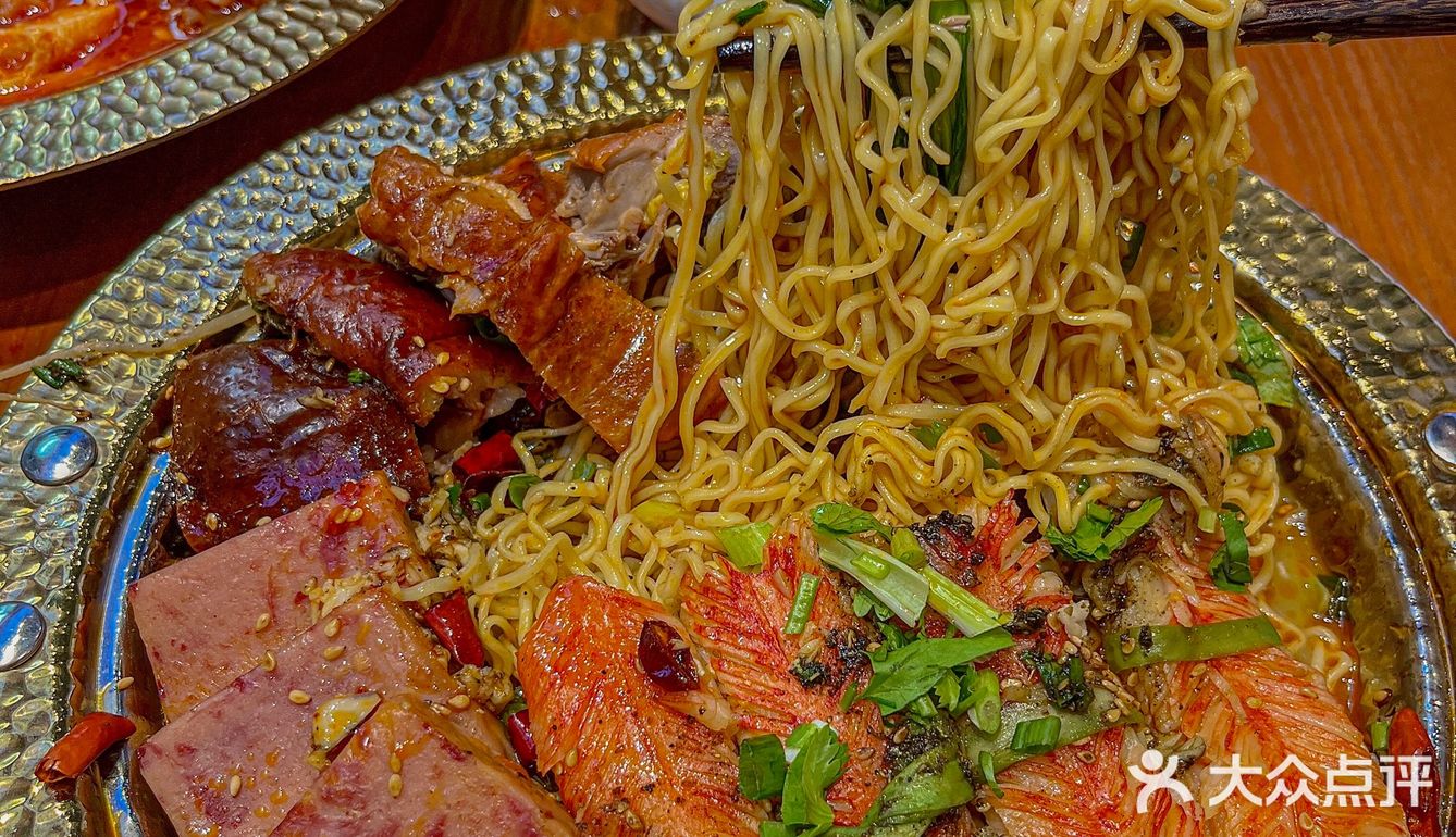 滨湖的！！穷鬼们！！快冲！！