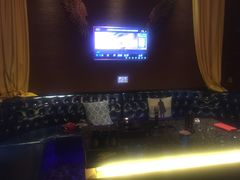 -宝岛甲壳虫KTV(蓝天路店)