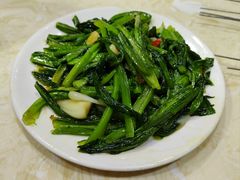 -尕有炕锅烤羊肉