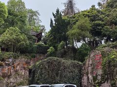 -披云山庄