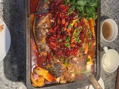 -里岛烤鱼(东港凯虹广场店)