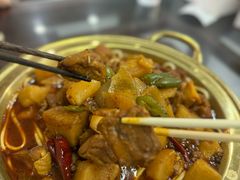 -牛一嘴·兰州牛肉面·大盘鸡(财富中心店)