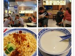 -覃肥叔桂林米粉(粮道街店)