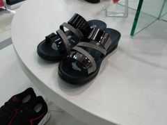 -云柏鞋业(十里堡店)