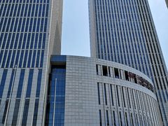 -天津梅江中心皇冠假日酒店