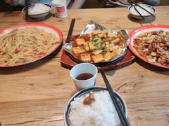 -泥糊破店小酒馆·团建聚餐(南京西路店)