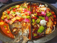 -鸣记脆皮烤鱼·海鲜烤鱼(三八广场店)