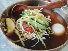 -服务大楼冷面(延大店)