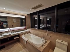 -上海龙之梦万丽酒店