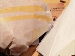 -麦当劳(杭州西湖银泰百货店)