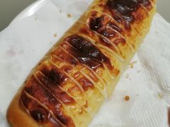 鸭蛋黄肉松包-西村叔叔的店·面包·甜品·蛋糕(清河万象汇店)