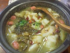 -周鱼小馆石锅酸菜鱼(活力汇店)