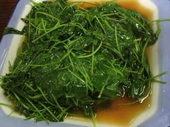 酒香草头-吾介小籠館