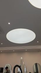 -环球蝶上美业连锁