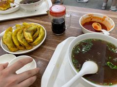 -草桥清真牛肉锅贴扁食店