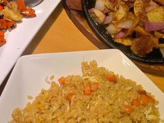 -叁个大叔的面隔壁烧烤(崇和路店)