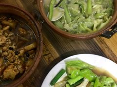 海白芋头梗-海口滨海新村143号海南老字号炒菜店