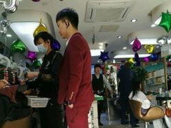 -阿兵荣辉美容理发有限公司