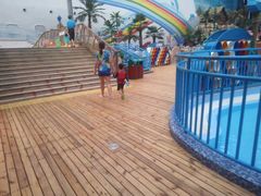 -青岛东方影都融创水世界