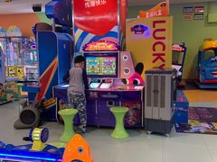 -爱玩嘉年华(龙湖源著天街店)