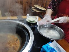 -三里屯土灶炖公鸡地锅鸡(江东店)