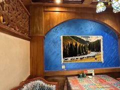 -乡村馕坑肉·烧烤·新疆菜·本地人更爱吃(阿勒泰首店)
