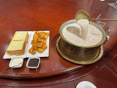 -白鹿苑蒙餐(鄂温克宾馆店)