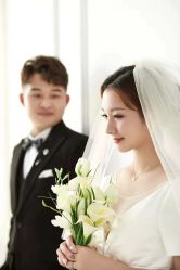 -雪中彩影婚纱摄影·微光艺术中心