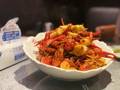 酱香国产小龙虾-虾胡闹龙虾馆(湄南河店)