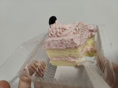 -红宝石·鲜奶小方·海派西点房(莘庄龙之梦店)