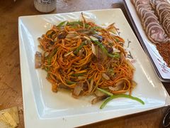 -石磨豆花家常菜·牦牛排土火锅