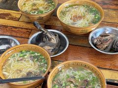 -正宗李家土鸡米线店