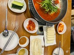 -喇喇排骨火锅·传统韩式脊骨汤(望京西园总店)