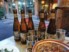 贡嘎啤酒-88号小吃店·经典云南菜·地道纳西美食